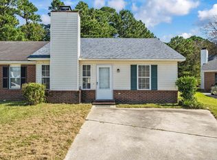 119 Live Oak Ct, Midway Park, NC 28544