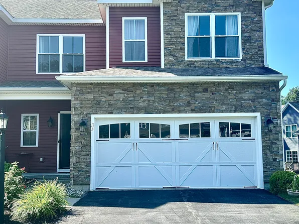 11B Idared Ln, Clifton Park, NY 12065