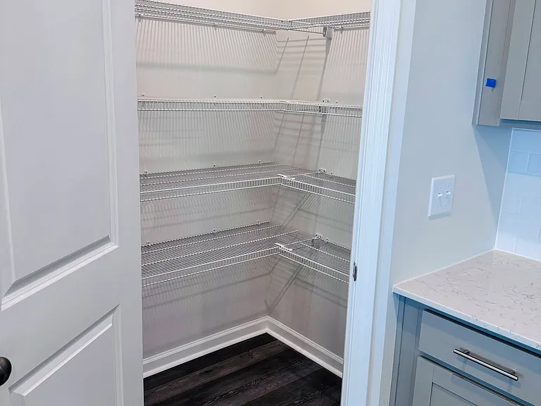 108 Yellow Iris Dr — Photo 4