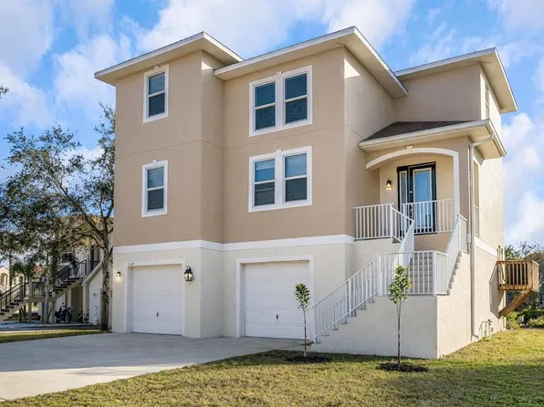 7327 Brightwaters Ct, New Port Richey, FL 34652