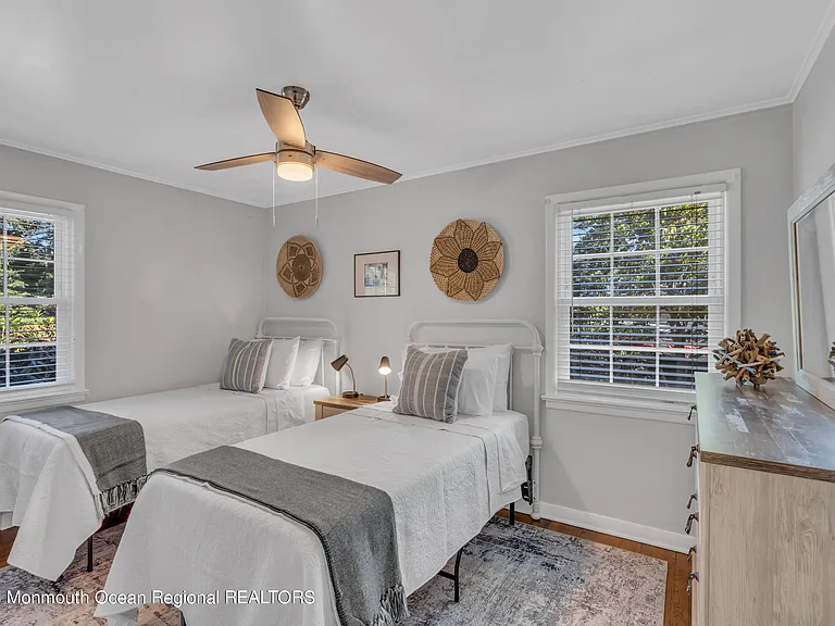 608 Brielle Ave — Photo 22