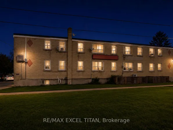 1201 Cedar St, Oshawa, ON