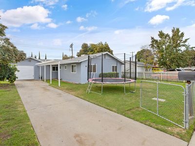 1029 N Gowdy Street, Visalia, CA, 93292