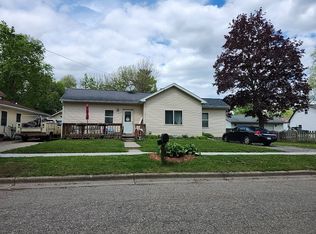 718 W Henry St, Charlotte, MI 48813
