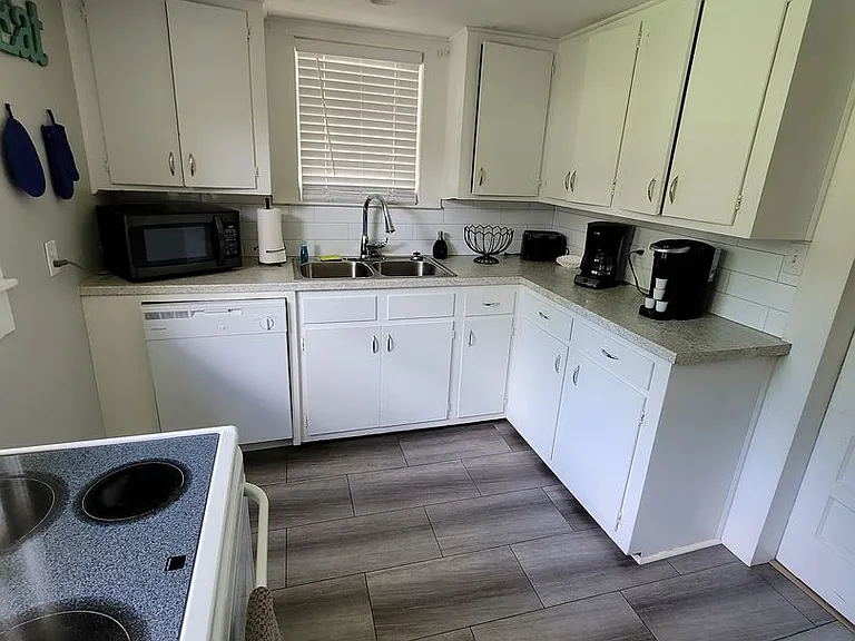 208 W 4th Ave — Photo 7
