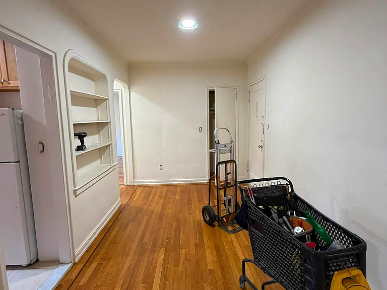 67-40 Yellowstone Blvd #2E — Photo 2