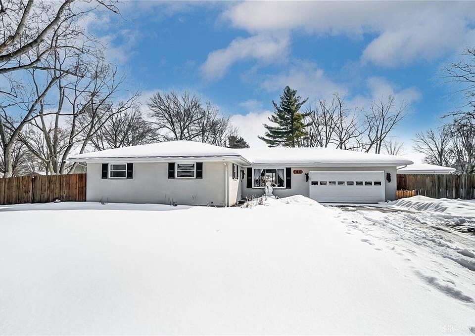 1st image of 160 Carrousel Dr