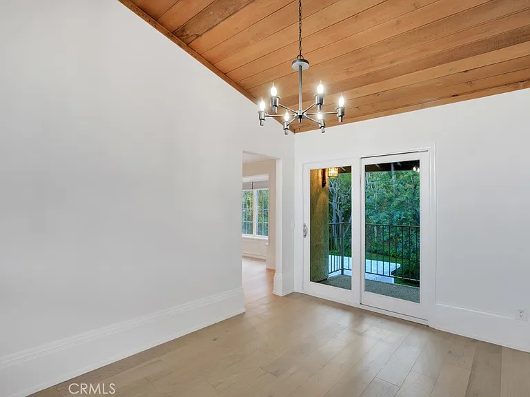 23450 Park Hermosa — Photo 43