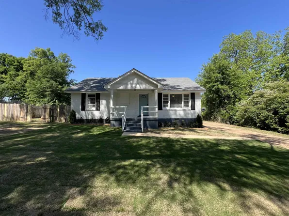 3277 Beechmont St, Memphis, TN 38127