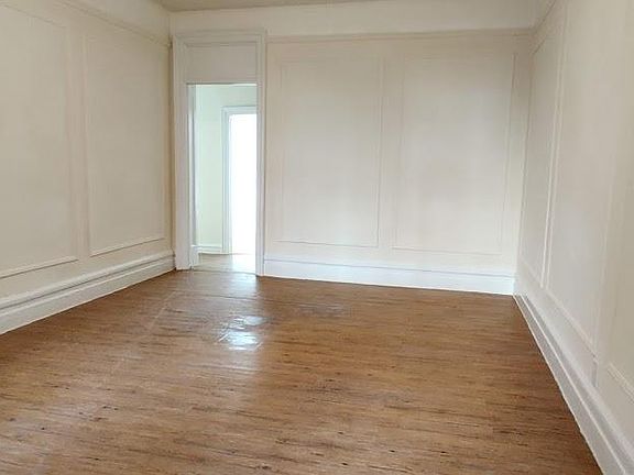 3rd image of 2600 Grand Ave #22