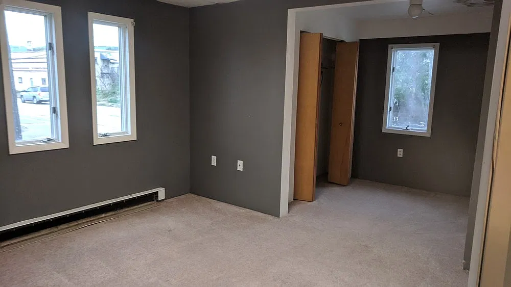 359 Connellsville Street - B — Photo 4