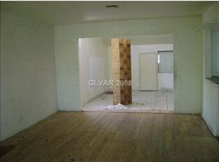 2010 Peyton Dr, Las Vegas, NV 89104