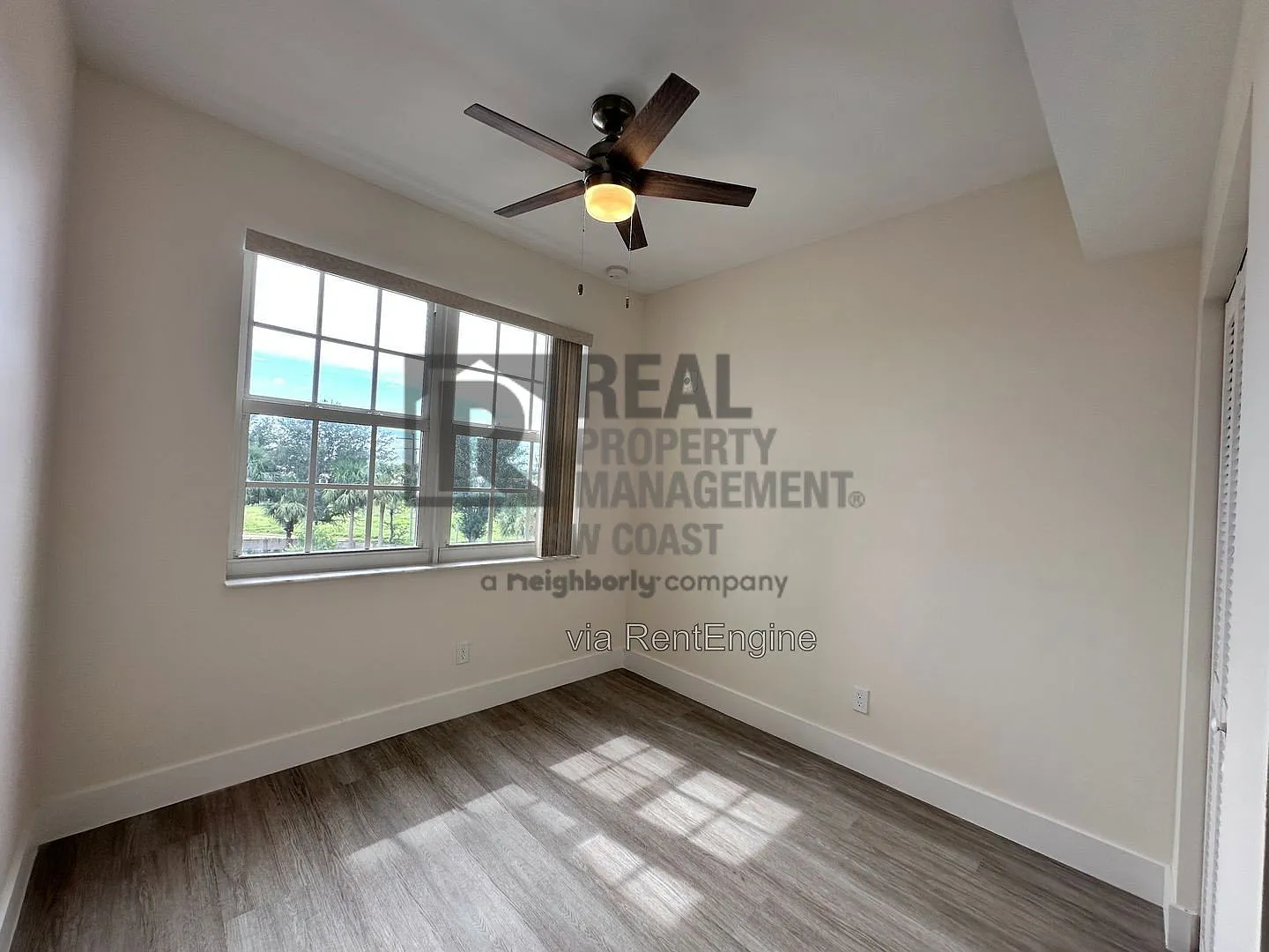 2 bed, 2.0 bath, 1070 sqft, $1,950 — Photo 4