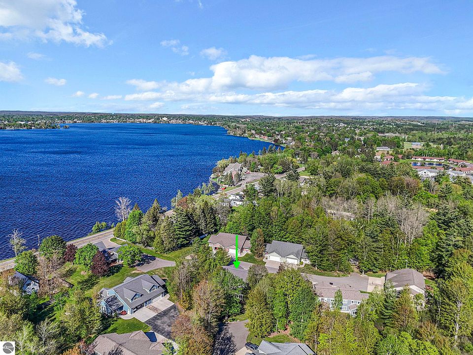 1st image of 118 Davidsen Shores Dr #17