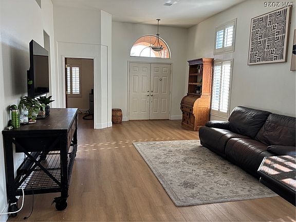 4th image of 7815 Windward Rd