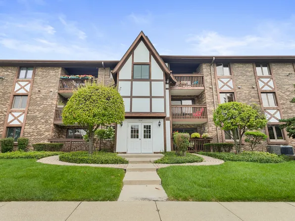 5646 W 103rd St APT 106, Oak Lawn, IL 60453