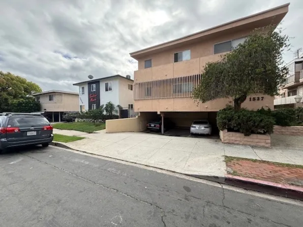 1537 Brockton Ave APT 8, Los Angeles, CA 90025