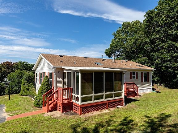 4th image of 6 Headlands Dr