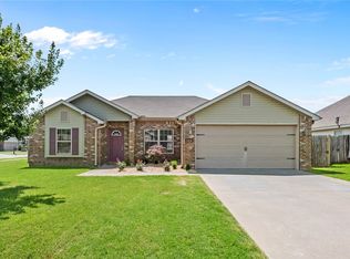 5410 Sahara St, Bentonville, AR 72713