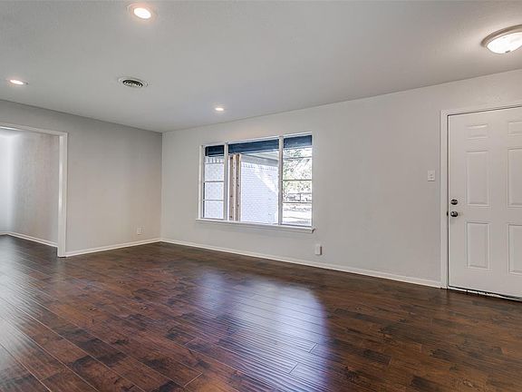 4th image of 7616 Bogart Dr