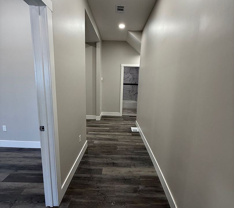 1st image of 6621 Tennis St Floor 1