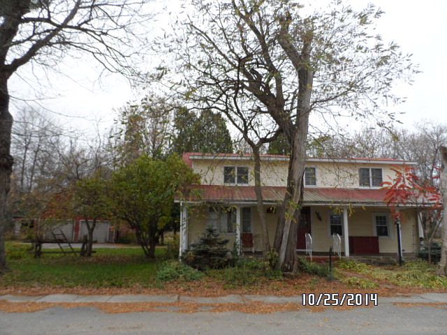 1st image of 15 Main St