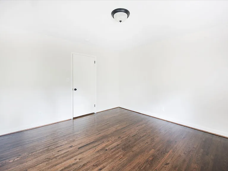 2733 Southview Dr — Photo 13