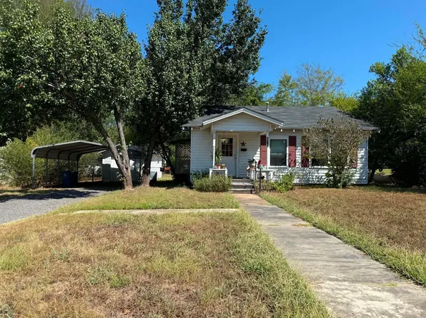 819 Bean Ave, Kilgore, TX 75662