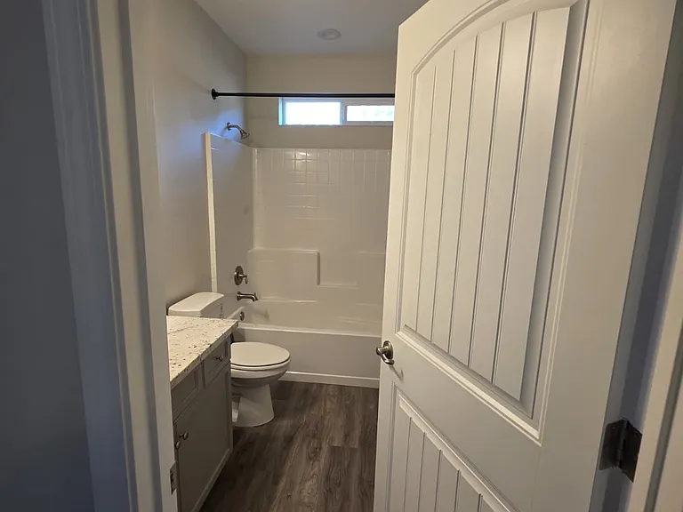 153 N Koleen Ave — Photo 10