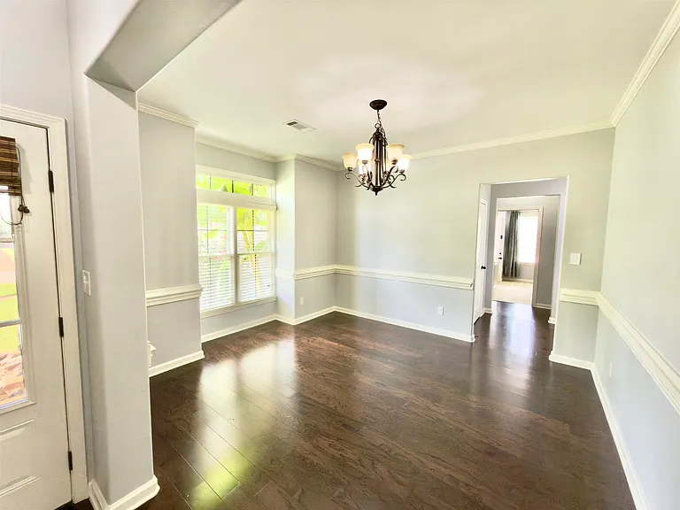 570 Winding Valley Cv — Photo 4