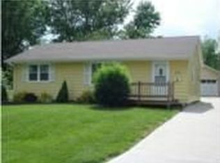 608 Independence St, Lees Summit, MO 64063