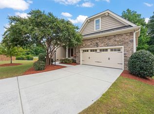 1904 Abniki Dr, Fuquay Varina, NC 27526