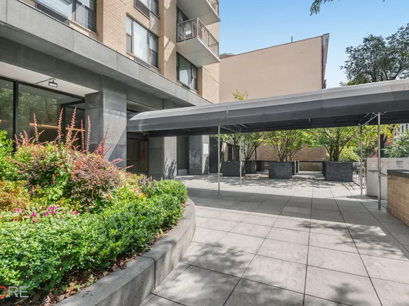 201 East 17th Street 32A image 8 of 8