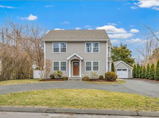 44 Morehouse Hwy, Fairfield, CT 06825