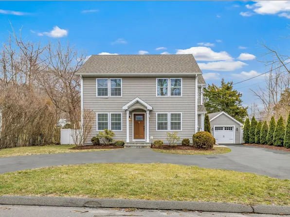 44 Morehouse Hwy, Fairfield, CT 06825