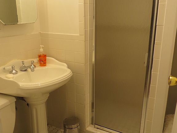 3rd image of 490 7th St #1