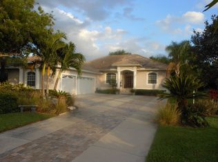 8781 King Lear Ct, Fort Myers, FL 33908