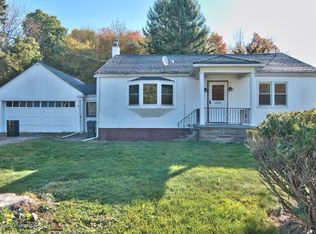 406 Ohara Rd, Moscow, PA 18444