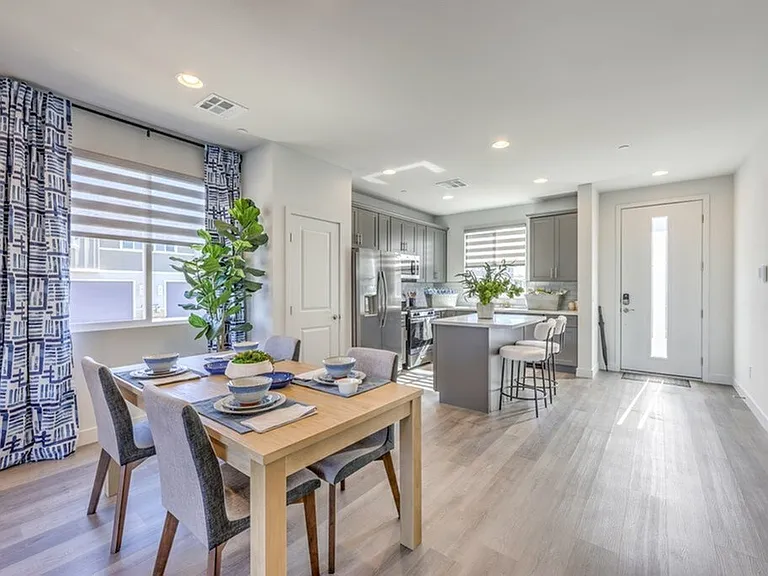 Serenity Townhomes — Photo 6