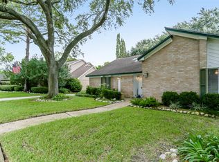 15354 Glenwood Park Dr, Houston, TX 77095