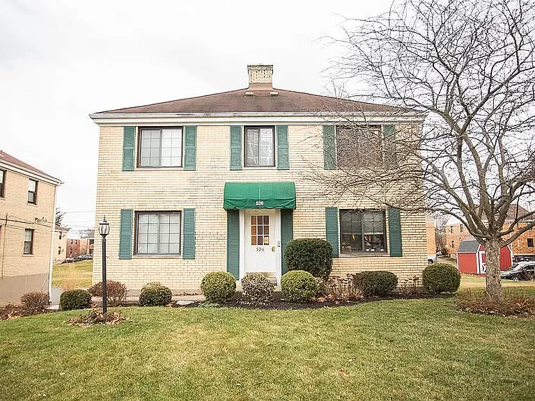 545 Corona Ave #C — Photo 1
