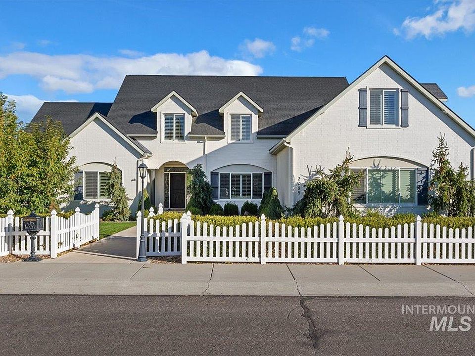 1st image of 2795 Sun Meadow Dr
