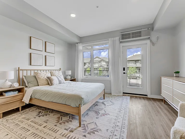 5394 Admiral Girouard St NW — Photo 33