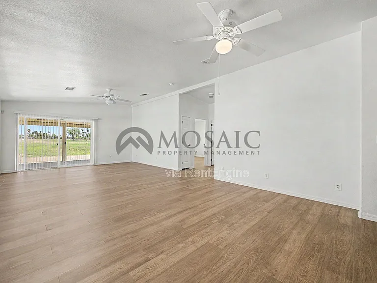 1625 S 74th St — Photo 14