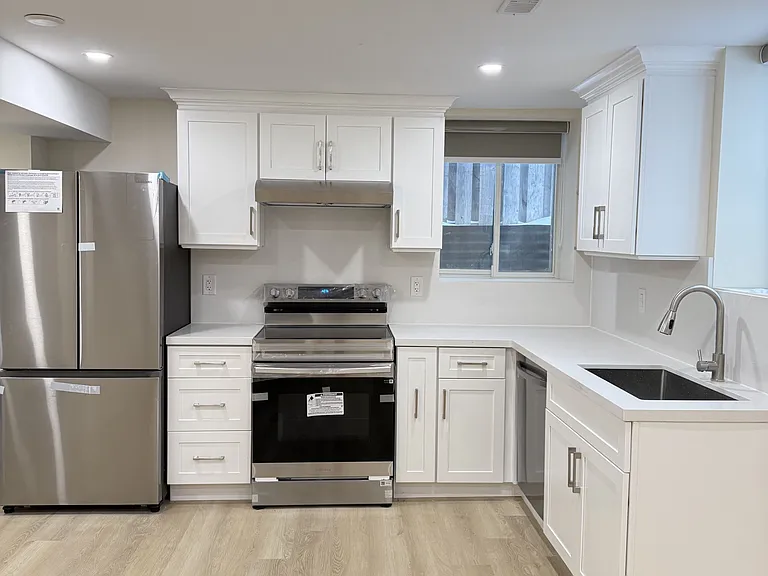 28 Glennie Dr #BASEMENT — Photo 4