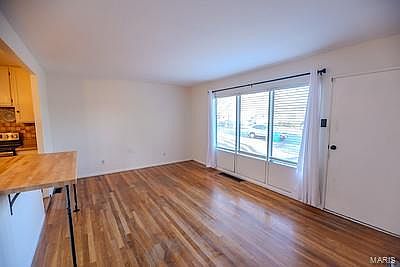 5th image of 1625 Fernbrook Dr