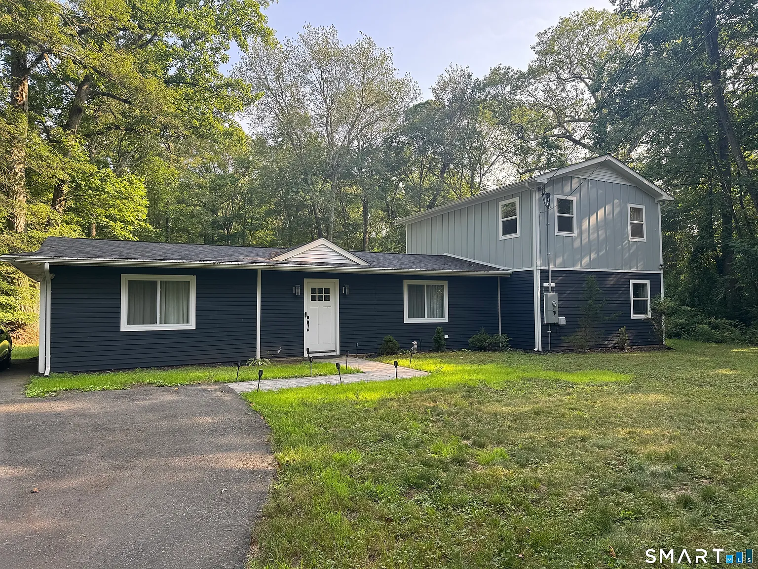 3 bed, 2.5 bath, 1920 sqft, $4,600 — Photo 1