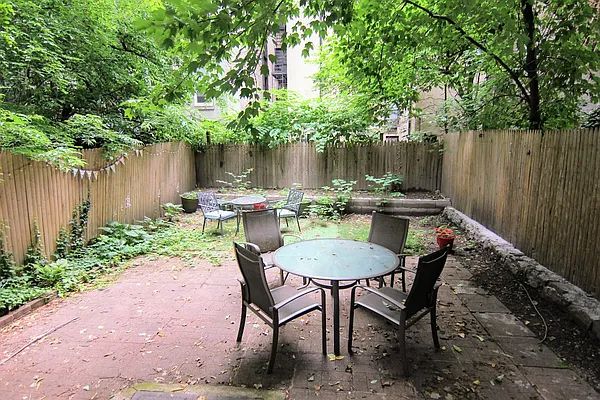 Rented by GPA Realty | media 18