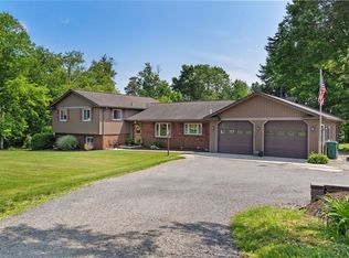 3599 Hadley Rd, Clarks Mills, PA 16114