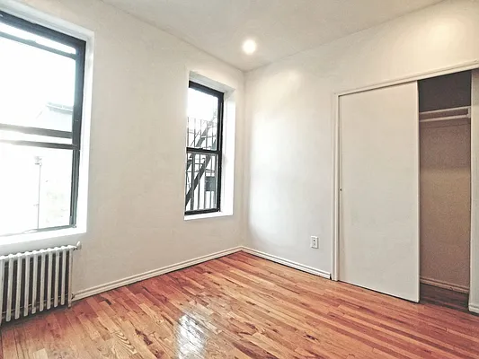 Rented by Compass | media 10